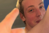 Hungyoungbrit HD gay porn