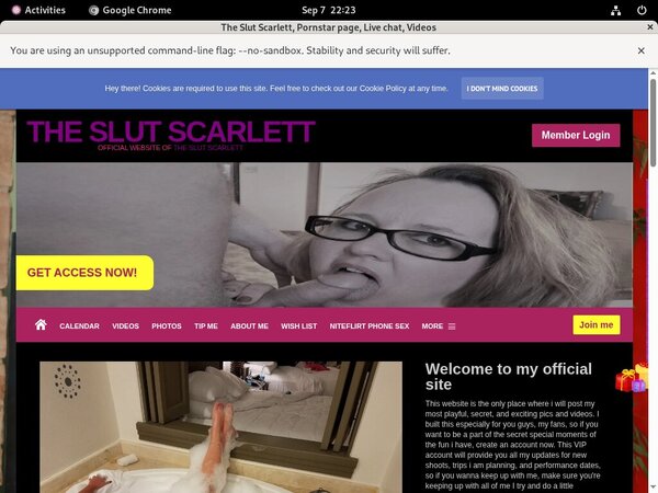 The Slut Scarlett With Prepaid Card